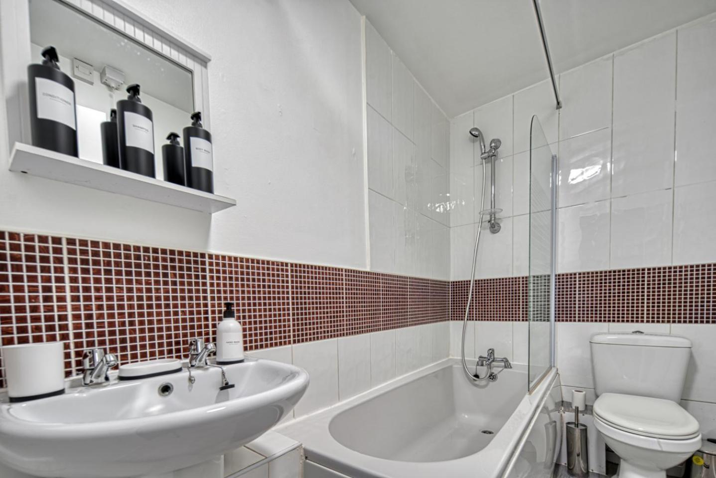 Central Nottingham 3 Bed House With Driveway 외부 사진